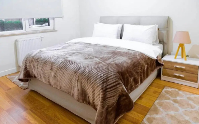 Cozy Flat Near the Istanbul Airport in Bahcesehir
