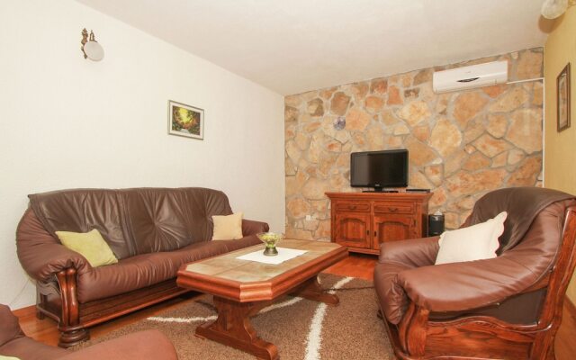Modern Coastal Escape Trogir