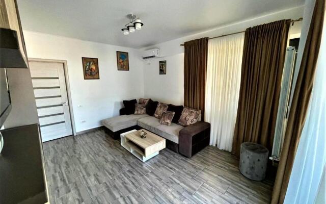 Seaside Apartment 505A