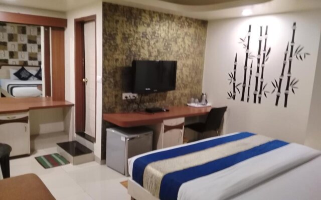 Hotel Rajlaxmi by OYO Rooms