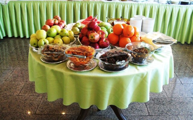 Grand Midyat Hotel