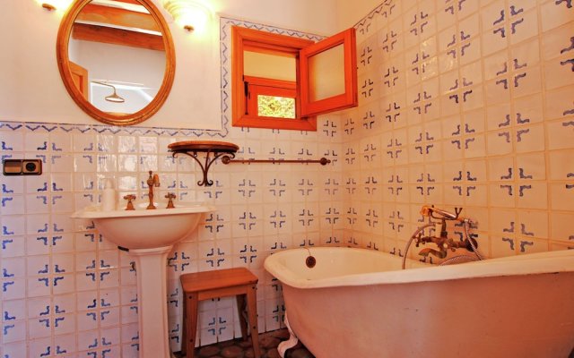 A Charming House, Full of Atmosphere and a Private Swimming Pool