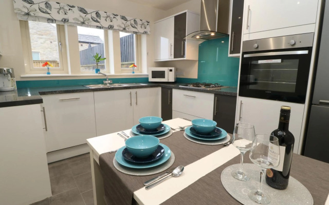 Modern Town House Shepley