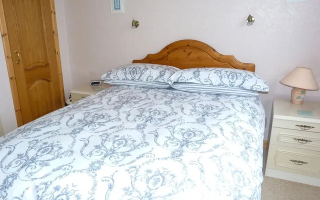 2 Bayview Bungalow