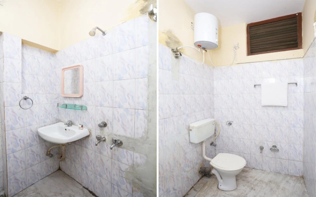 OYO 19323 Shiv Sai Guest House