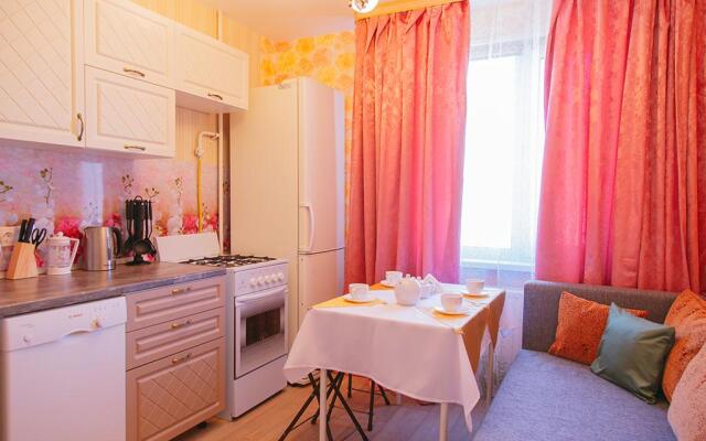 Пять Звёзд в Советском 9/1