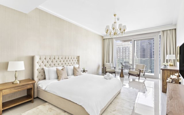 WelHome - Luxury Apartment Facing Burj Khalifa With Terrace
