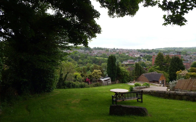 Bridge Hill House