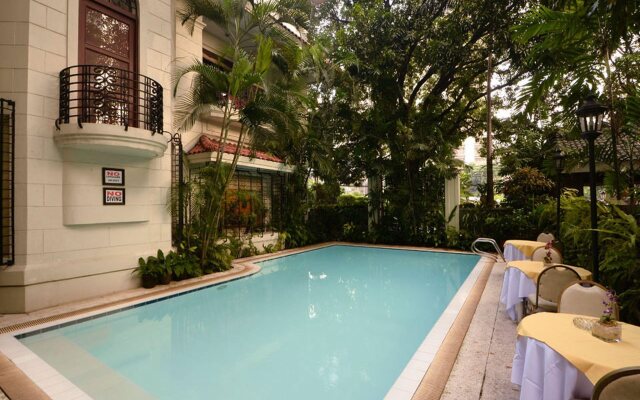Orchid Garden Suites