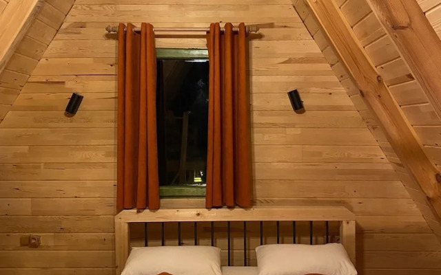 Şeni Bungalov
