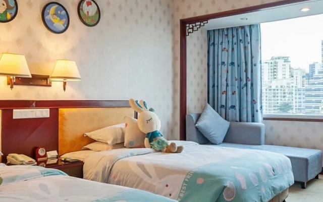 Xiamen Huaqiao Hotel