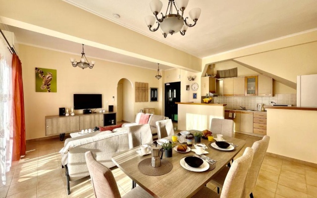 Nissaki Jonas Apartment