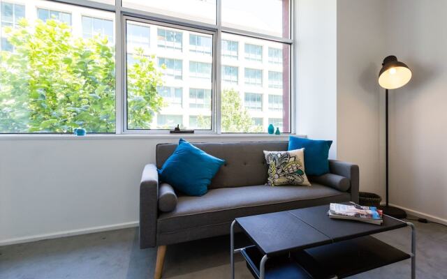 VANCE, 2BDR Melbourne Apartment