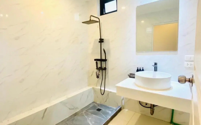 Patong Sunset Villa Phuket