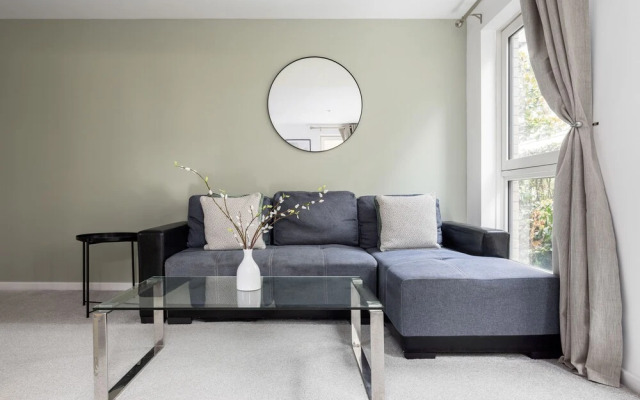 The Imperial Wharf Collection