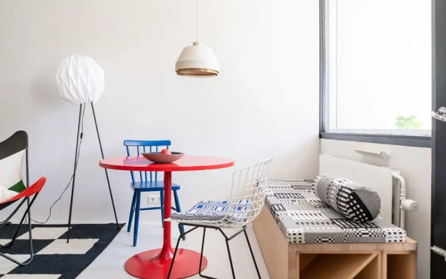 Helsinki home by Johanna Gullichsen