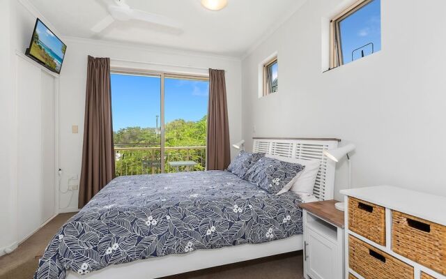 BEACH BLISS LUXURIOUS APARTMENT with POOL
