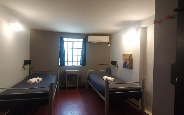 Play Hostel Arcos