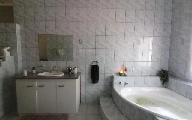 Oppi Draai Guesthouse