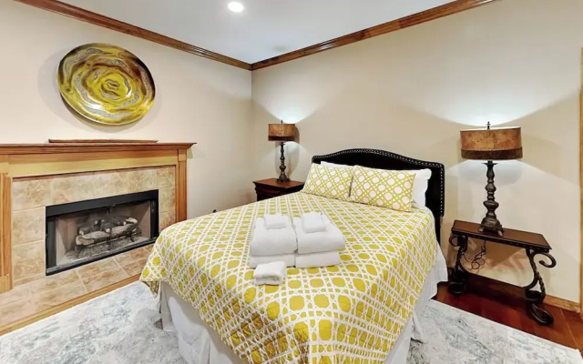 Scenic Wine Down by Ruidoso Vacation Rentals