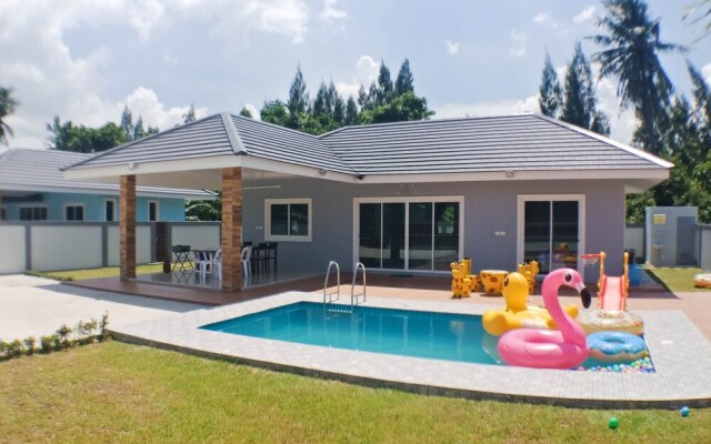 Atomic Pool Villa