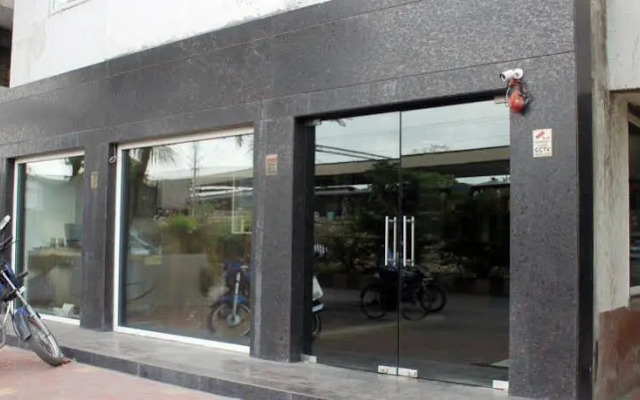 Vetro Inn