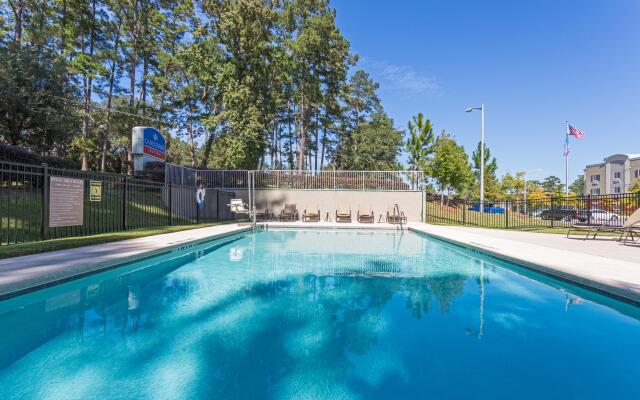 Candlewood Suites Tallahassee, an IHG Hotel