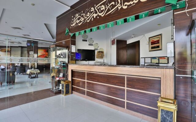 OYO 230 Al Toot Palace Al Murabaa