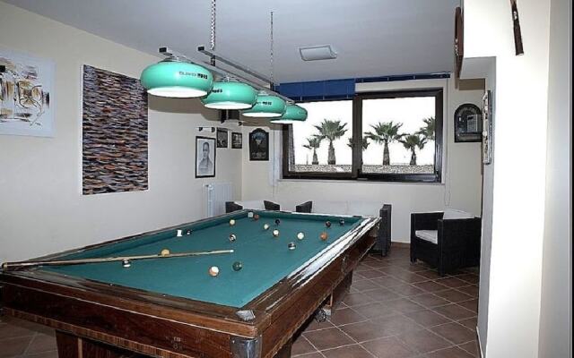 Villa Egadi con Piscina e Campo da Tennis