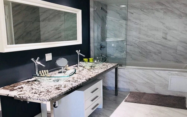 Icon Residences by Flashstay