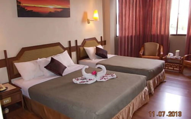 Hotel Grand Crystal – Guest Rooms – Alor Setar