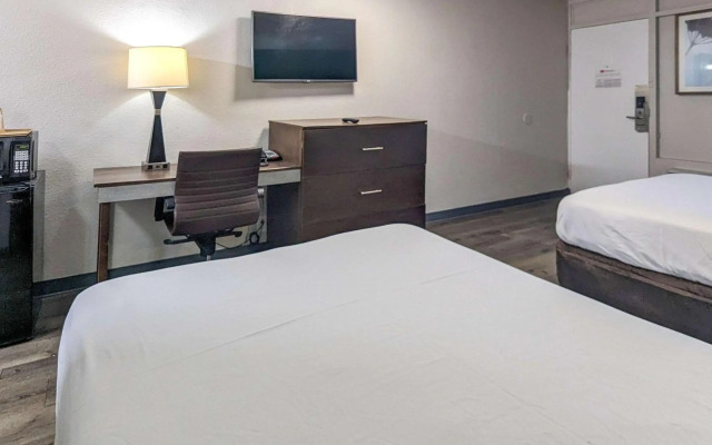Rodeway Inn