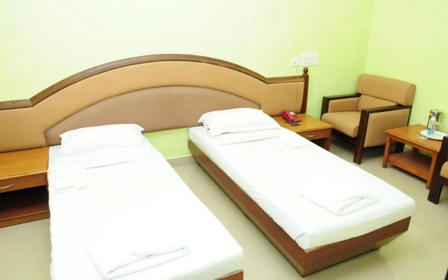 Hotel Pranav International