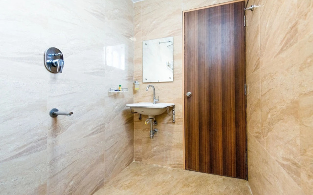 Hotel Golden Swan by FabHotels