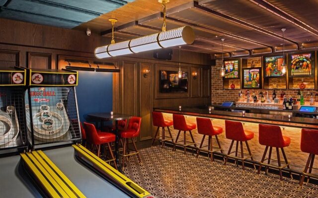 Dream Midtown, by Hyatt