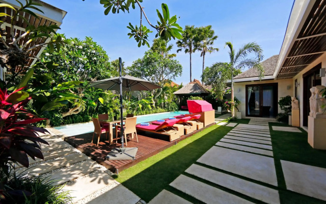 Chandra Bali Villas