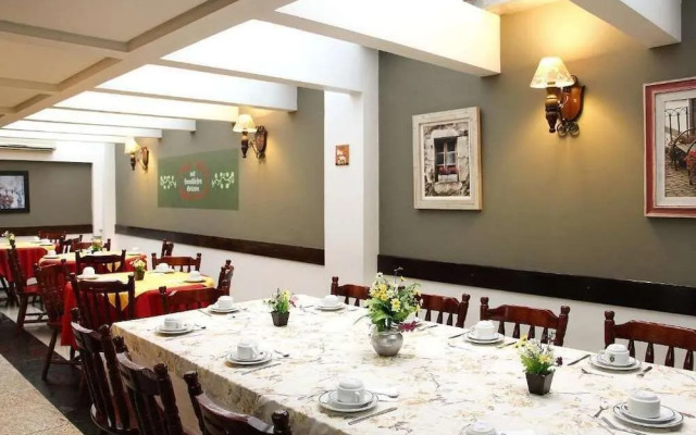 Holz Hotel