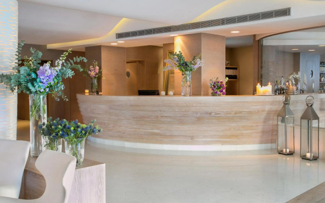 Alasia Hotel