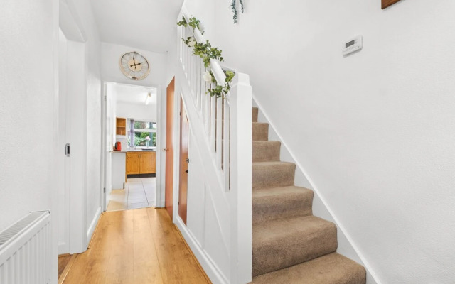 4 Bedroom House located near BHX & NEC