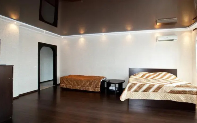 Apartment Complex Daudel 4