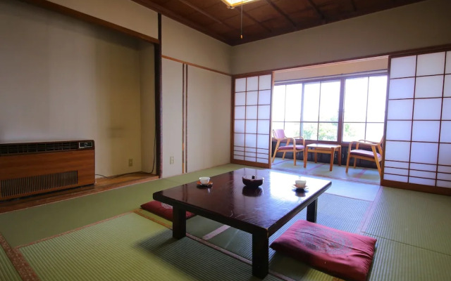 Lake Side Hotel MINATOYA