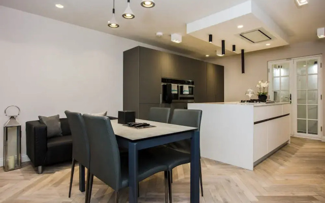 Stunning Deluxe 3BD House in Fitzrovia