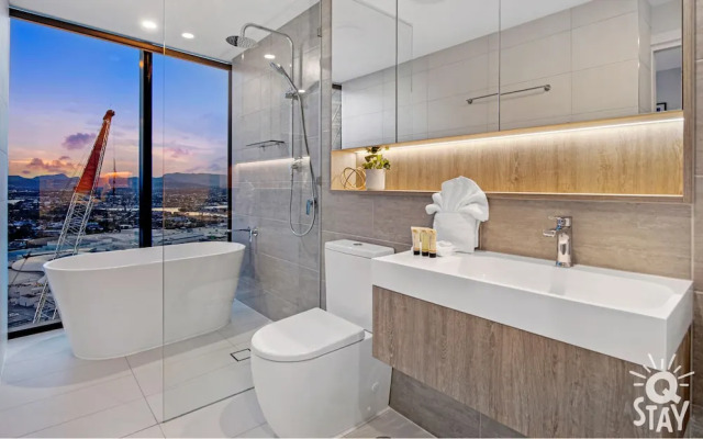 Casino Private Apartments - QStay