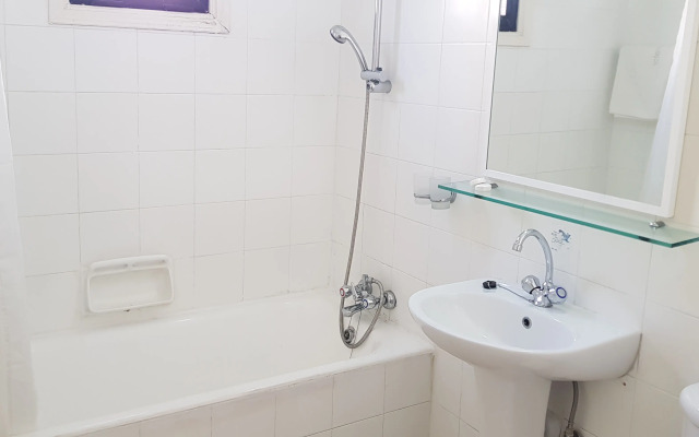 Senator Hotel Apartments - Adults Only