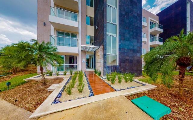 Hakuna Matata 725N at Mareazul Beachfront