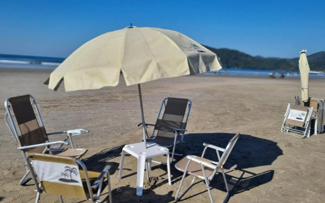 Apartamento Centro de Bertioga 100MTS da praia.