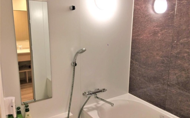 Superior Renovated (New Building) Japanese-Style Room 사진 4