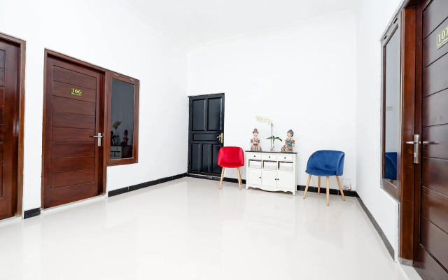 Four D'home by OYO Rooms