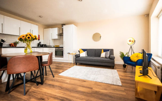 Emerald Court Executive Watford Central Apartment