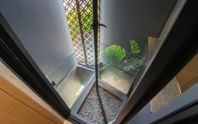Keenan Living Luxe Seturan